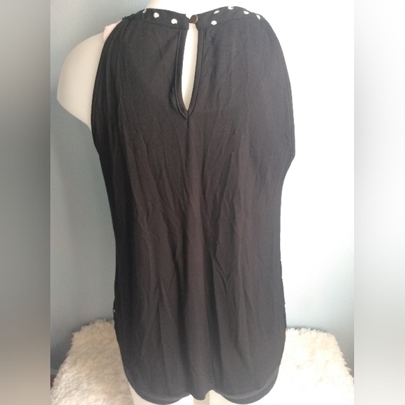 Maurices woman's size medium black and white polka dot blouse - Picture 4 of 6